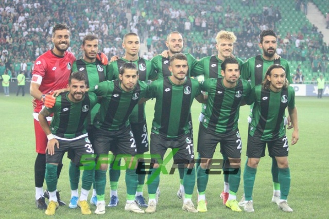 Sakaryaspor-Kocaelispor maçı fotoğrafları