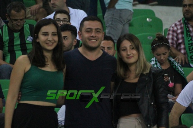 Sakaryaspor-Kocaelispor maçı fotoğrafları