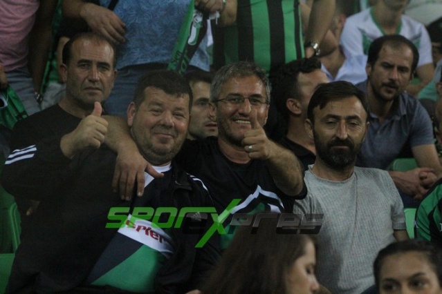 Sakaryaspor-Kocaelispor maçı fotoğrafları