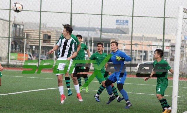 Sakaryaspor U17 şampiyonluğu erteledi