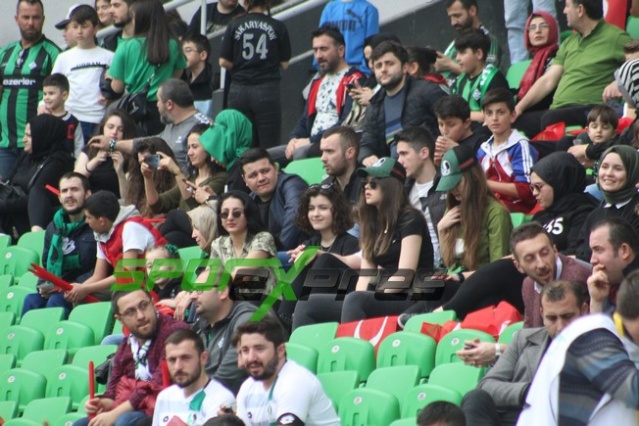 Sakaryaspor-Niğde maçı fotoğrafları