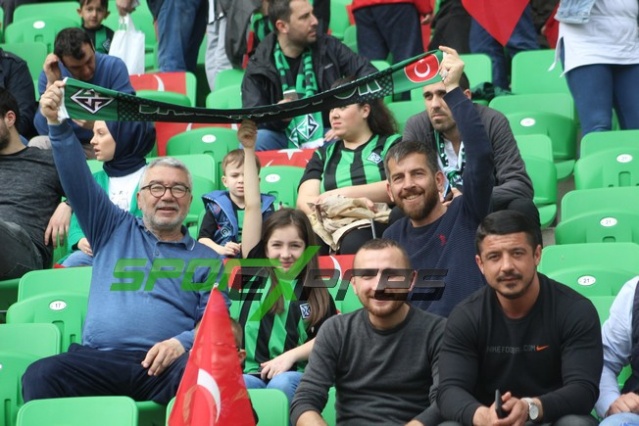 Sakaryaspor-Niğde maçı fotoğrafları