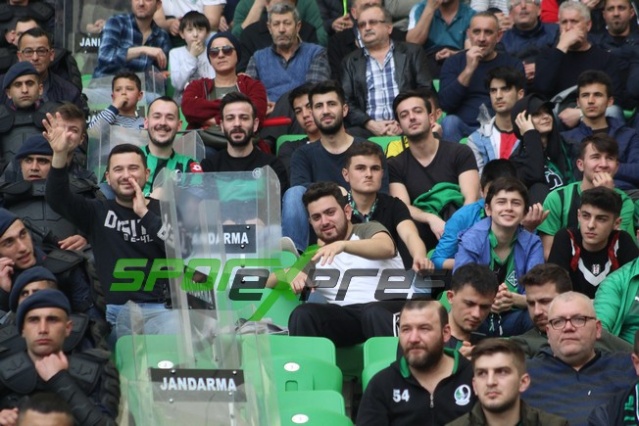 Sakaryaspor-Niğde maçı fotoğrafları