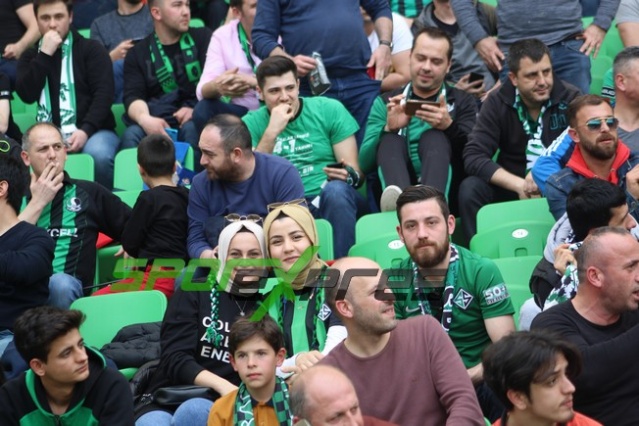 Sakaryaspor-Niğde maçı fotoğrafları