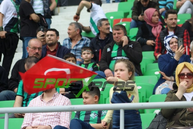 Sakaryaspor-Niğde maçı fotoğrafları