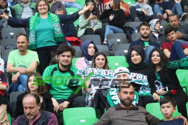 Sakaryaspor-Niğde maçı fotoğrafları