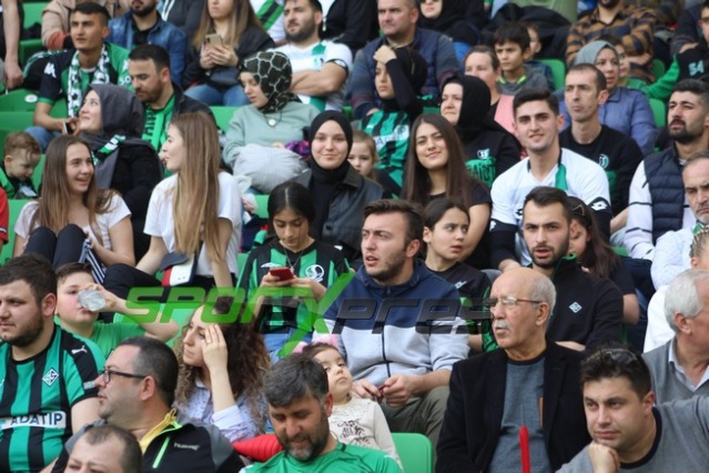 Sakaryaspor-Niğde maçı fotoğrafları