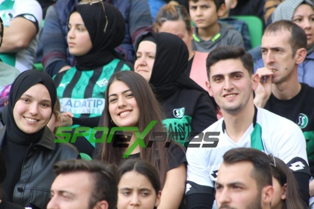 Sakaryaspor-Niğde maçı fotoğrafları