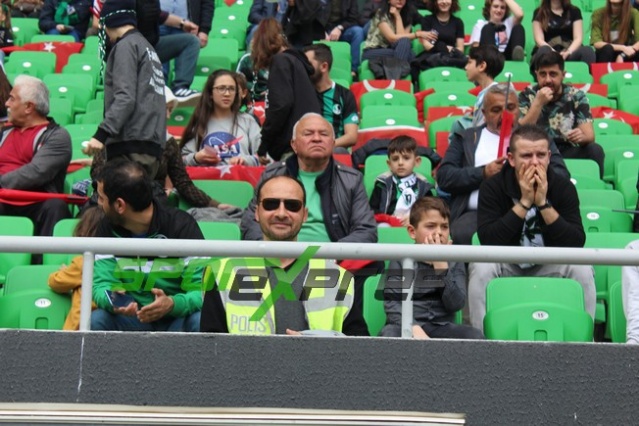 Sakaryaspor-Niğde maçı fotoğrafları