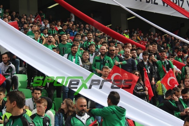 Sakaryaspor-Niğde maçı fotoğrafları