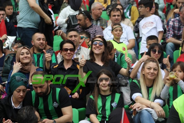 Sakaryaspor-Niğde maçı fotoğrafları