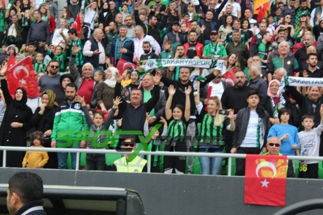 Sakaryaspor-Niğde maçı fotoğrafları