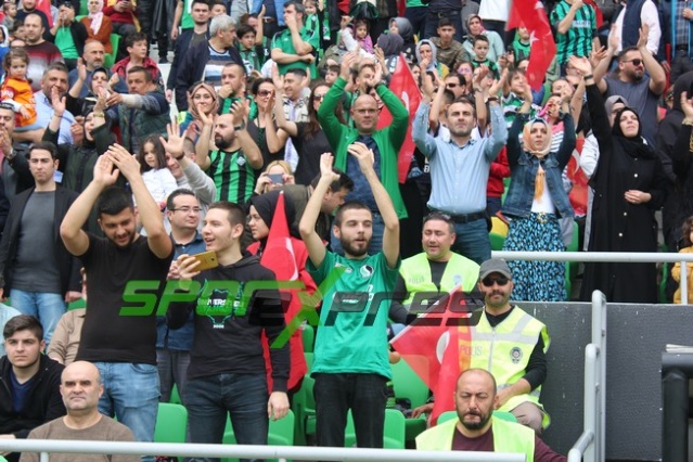 Sakaryaspor-Niğde maçı fotoğrafları