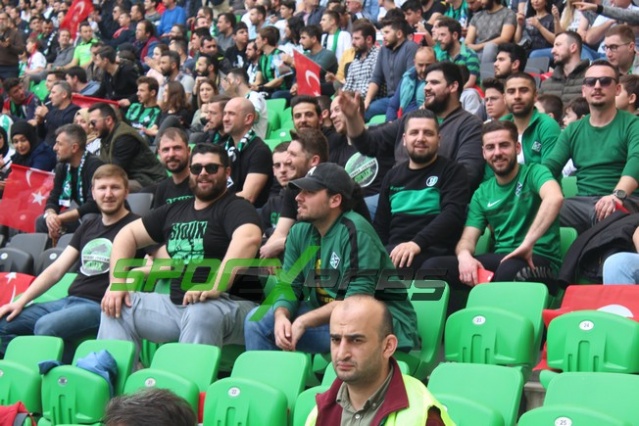 Sakaryaspor-Niğde maçı fotoğrafları