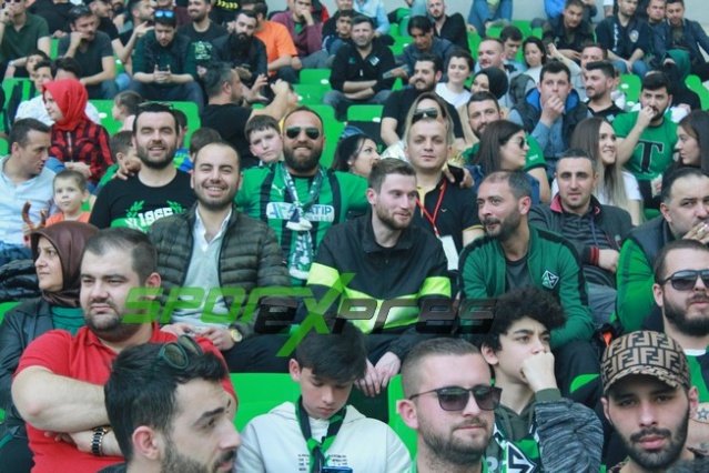 Sakaryaspor-Niğde maçı fotoğrafları
