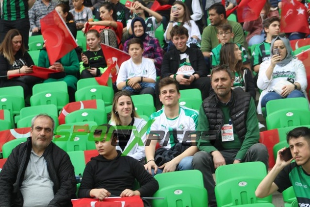 Sakaryaspor-Niğde maçı fotoğrafları