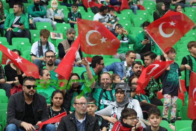 Sakaryaspor-Niğde maçı fotoğrafları