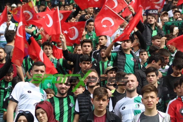 Sakaryaspor-Niğde maçı fotoğrafları
