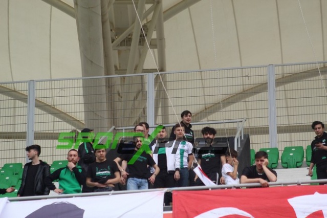 Sakaryaspor-Niğde maçı fotoğrafları