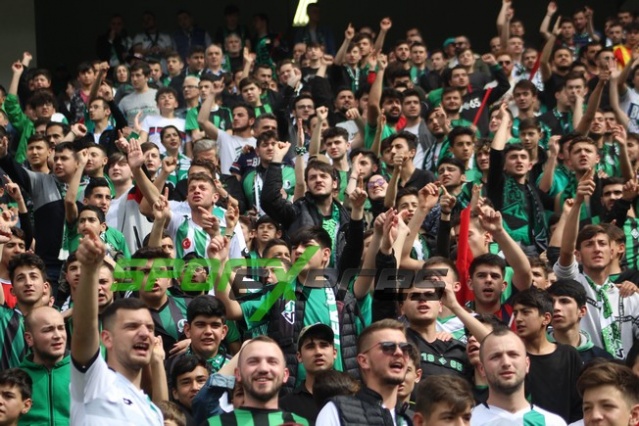 Sakaryaspor-Niğde maçı fotoğrafları