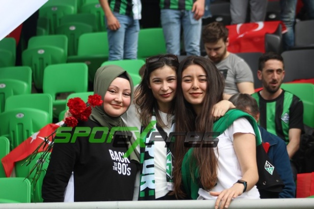 Sakaryaspor-Niğde maçı fotoğrafları
