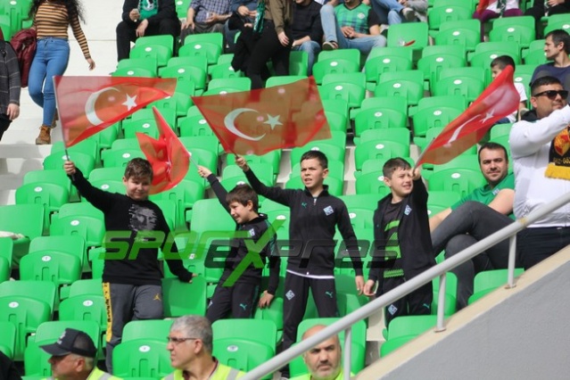 Sakaryaspor-Niğde maçı fotoğrafları