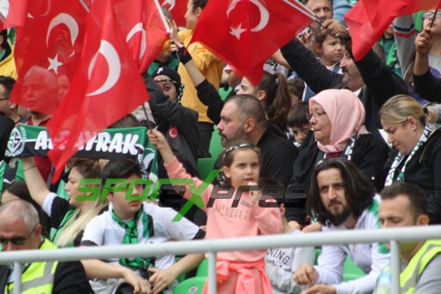 Sakaryaspor-Niğde maçı fotoğrafları