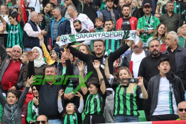 Sakaryaspor-Niğde maçı fotoğrafları