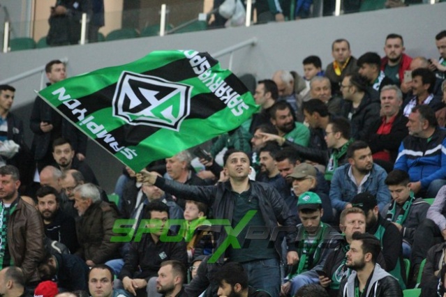 Sakaryaspor-Sarıyer maçının fotoğrafları