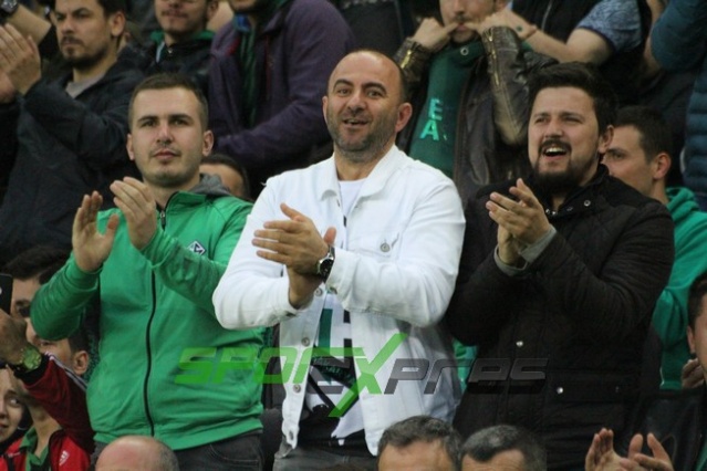 Sakaryaspor-Sarıyer maçının fotoğrafları