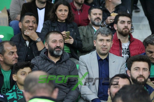 Sakaryaspor-Sarıyer maçının fotoğrafları