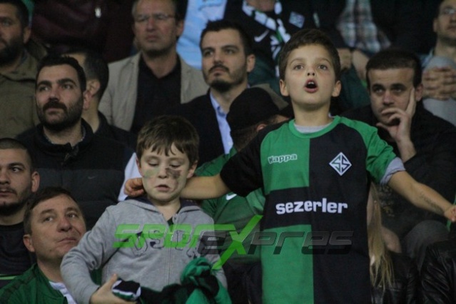Sakaryaspor-Sarıyer maçının fotoğrafları