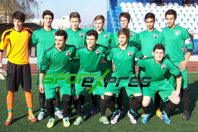U16'lar son dakikada yıkıldı