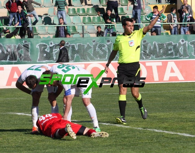Sakaryaspor - Ünyespor:1-1