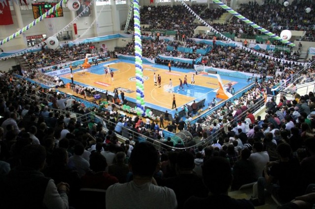 Sakarya Büyükşehir-Trabzonspor:87-82