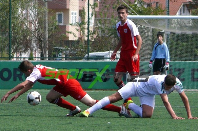 Sakaryaspor -Sancaktepe Belediye: 2-1 (U16)