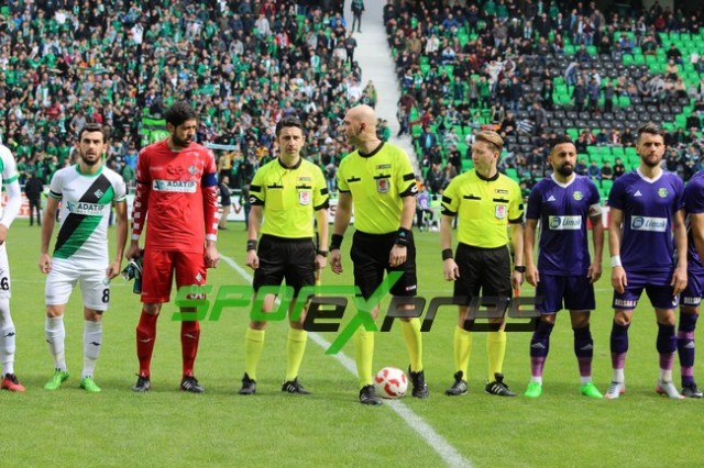﻿Sakaryaspor-Şanlıurfaspor:4-0