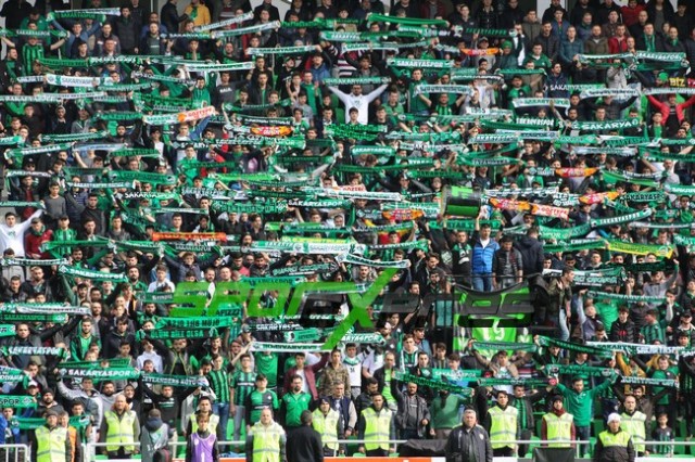 ﻿Sakaryaspor-Şanlıurfaspor:4-0