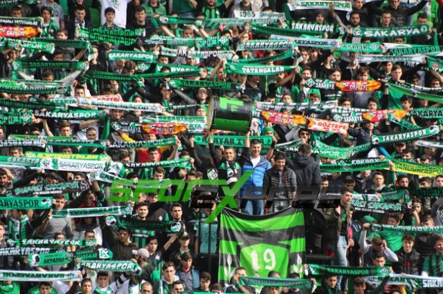 ﻿Sakaryaspor-Şanlıurfaspor:4-0