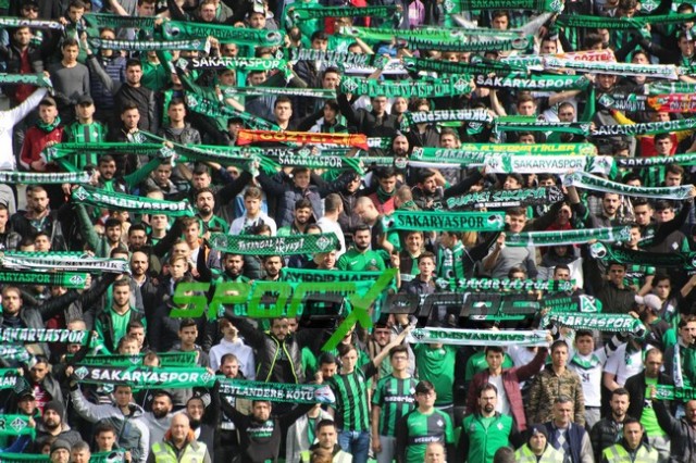 ﻿Sakaryaspor-Şanlıurfaspor:4-0