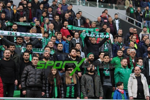 ﻿Sakaryaspor-Şanlıurfaspor:4-0