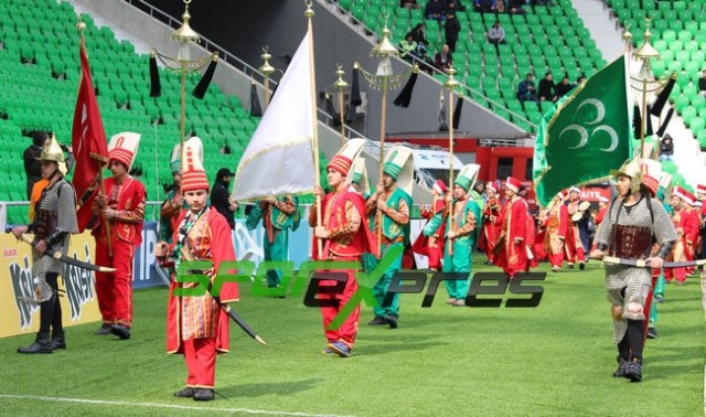 ﻿Sakaryaspor-Şanlıurfaspor:4-0