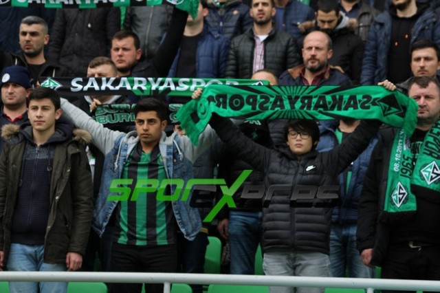 ﻿Sakaryaspor-Şanlıurfaspor:4-0