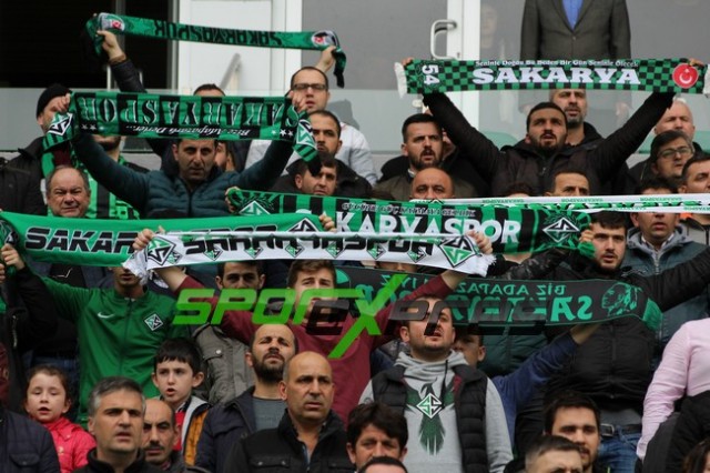 ﻿Sakaryaspor-Şanlıurfaspor:4-0