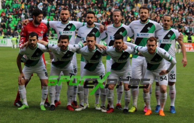 ﻿Sakaryaspor-Şanlıurfaspor:4-0