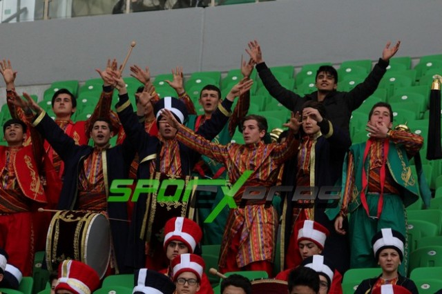 ﻿Sakaryaspor-Şanlıurfaspor:4-0