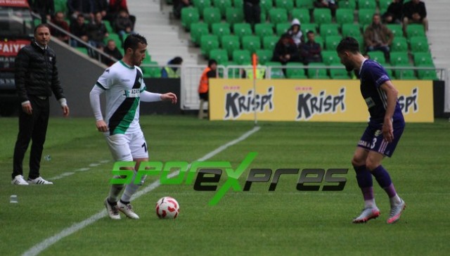 ﻿Sakaryaspor-Şanlıurfaspor:4-0