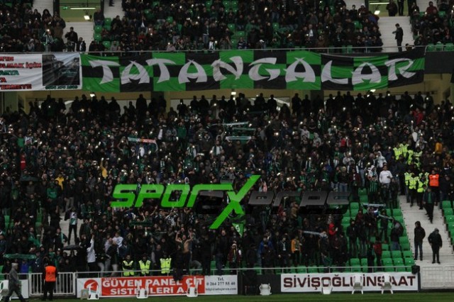 ﻿Sakaryaspor-Şanlıurfaspor:4-0