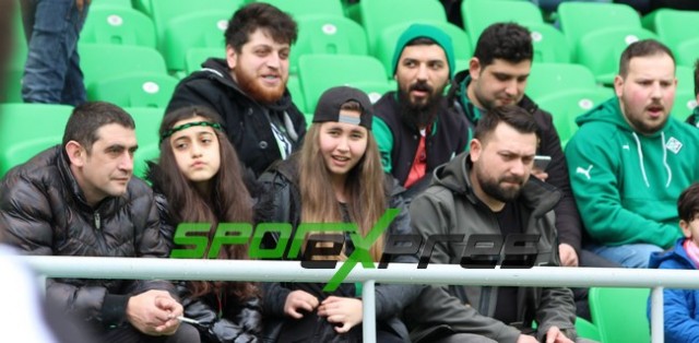 ﻿Sakaryaspor-Şanlıurfaspor:4-0