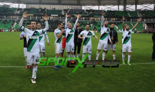 ﻿Sakaryaspor-Şanlıurfaspor:4-0